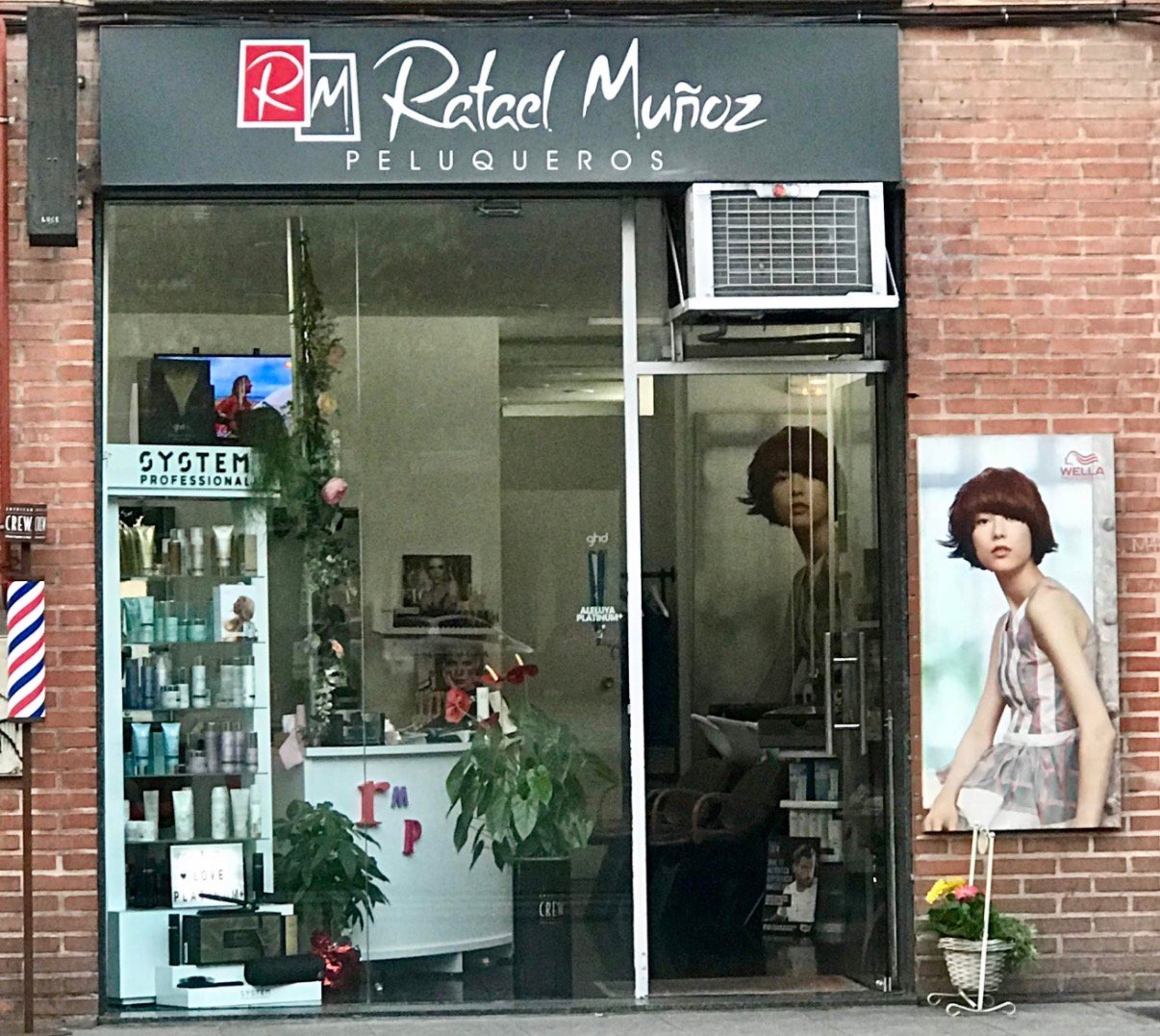 Rafael Muñoz Peluqueros